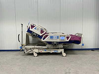 Hill-rom - totalcare p1900 - ziekenhuisbed - afbeelding 2 van  5