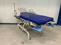 Hill-rom p3700 ziekenhuisbed - afbeelding 1 van  4
