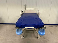 Hill-rom p3700 ziekenhuisbed - afbeelding 3 van  4