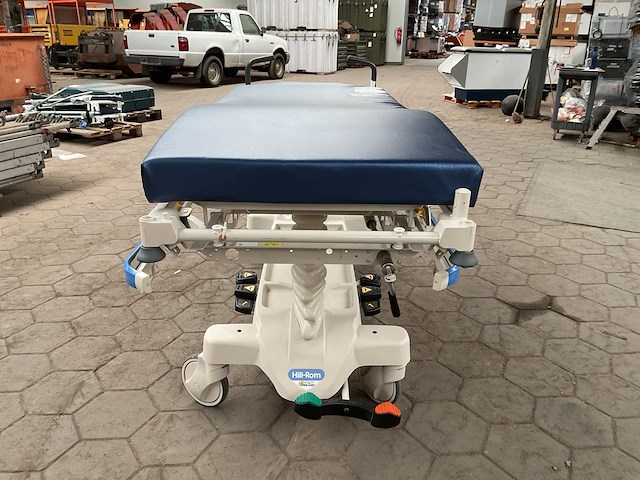 Hill-rom p8000 ziekenhuisbed - afbeelding 5 van  8