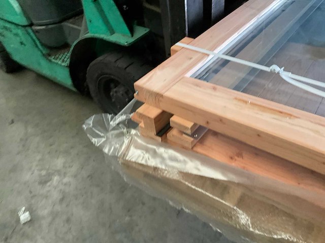 Hillhout deur in kozijn 186x202 cm - afbeelding 17 van  17