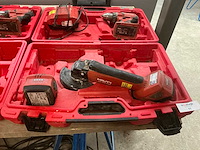 Hilti accu gereedschapset b.u.: haakse slijper, boormachine en bouwlamp in koffer - afbeelding 2 van  4