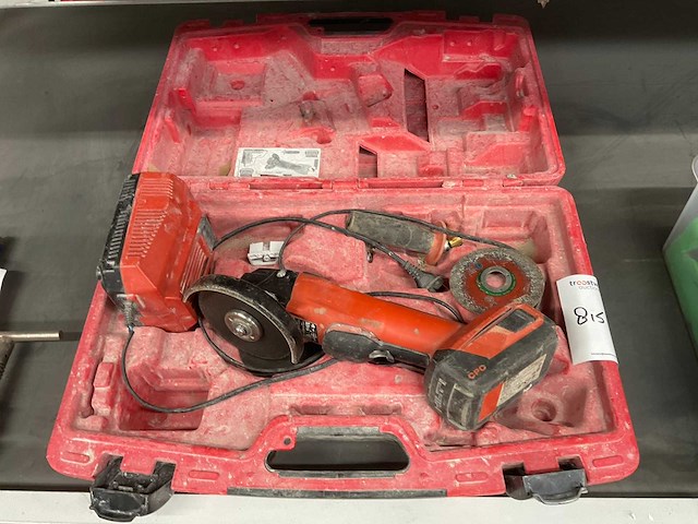 Hilti ag125-a22 haakse slijpmachine - afbeelding 1 van  4
