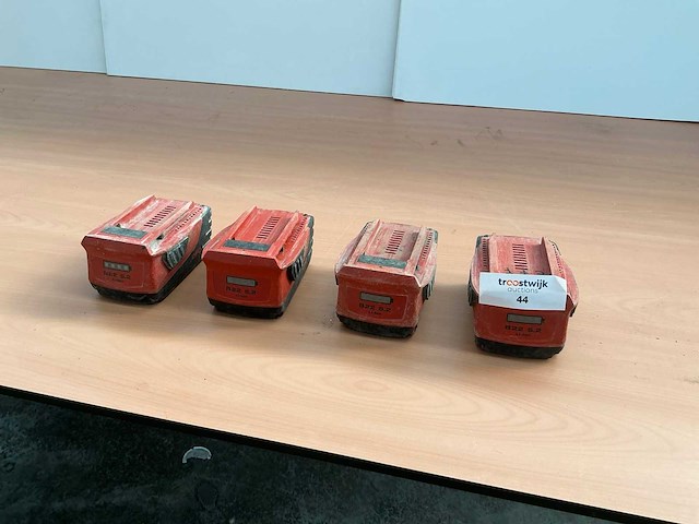Hilti b22 52 amp accu (4x) - afbeelding 1 van  1