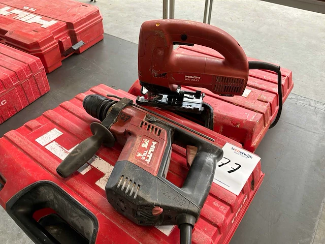 Hilti boormachine & decoupeerzaag - afbeelding 1 van  10