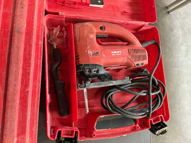 Hilti boormachine & decoupeerzaag - afbeelding 8 van  10