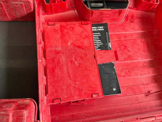 Hilti boormachine & decoupeerzaag - afbeelding 10 van  10