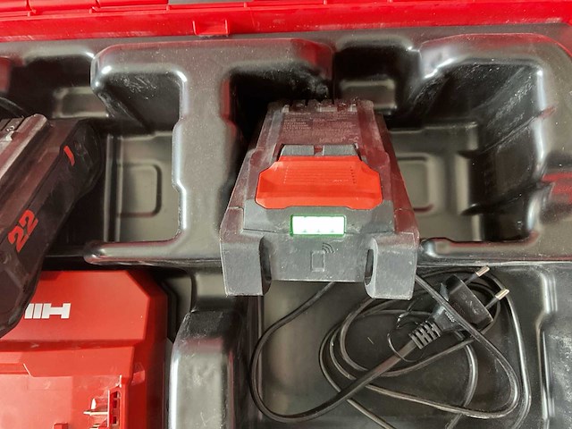Hilti c 6-22 + b22-85 nuron accu's en lader - afbeelding 3 van  4