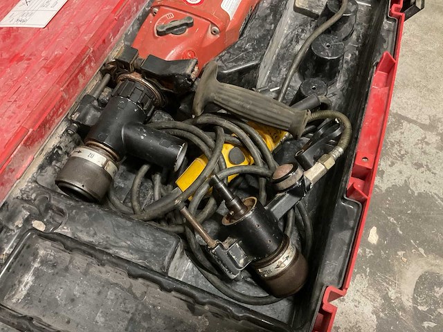 Hilti dd100 diamantboormachine - afbeelding 2 van  4