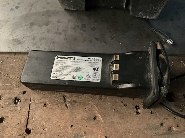 Hilti dst wrc-ca draadloze afstandsbediening t.b.v. wandzaag - afbeelding 4 van  4