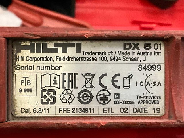 Hilti dx 5 / hdm 500 kruitschiethamer en handmatige kitspuit - afbeelding 6 van  6