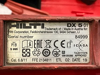 Hilti dx 5 / hdm 500 kruitschiethamer en handmatige kitspuit - afbeelding 6 van  6