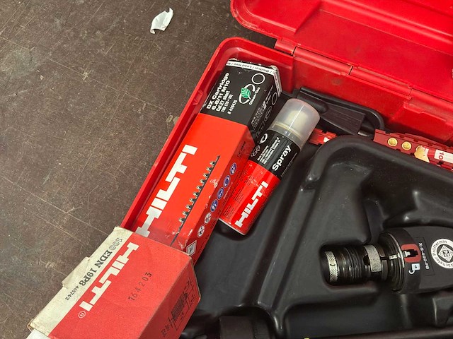 Hilti dx 5 kruitschiethamer - afbeelding 9 van  10