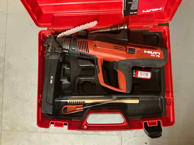 Hilti dx 76 semi-automatische kruitschiethamer - afbeelding 1 van  3