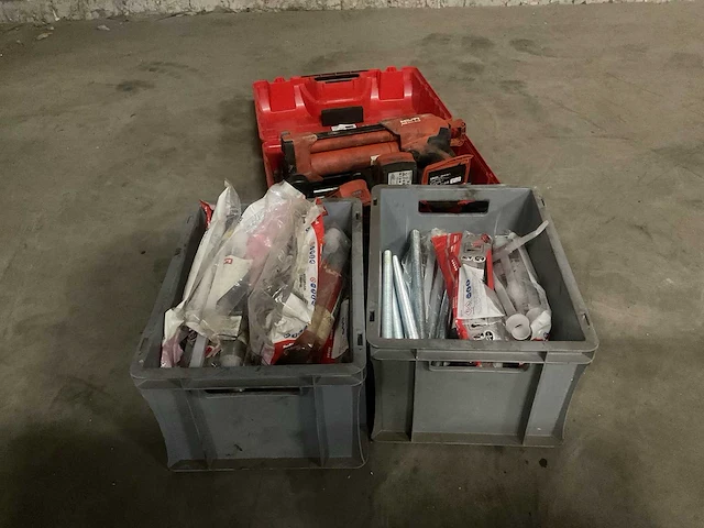 Hilti elektrische kitspuit - afbeelding 1 van  4