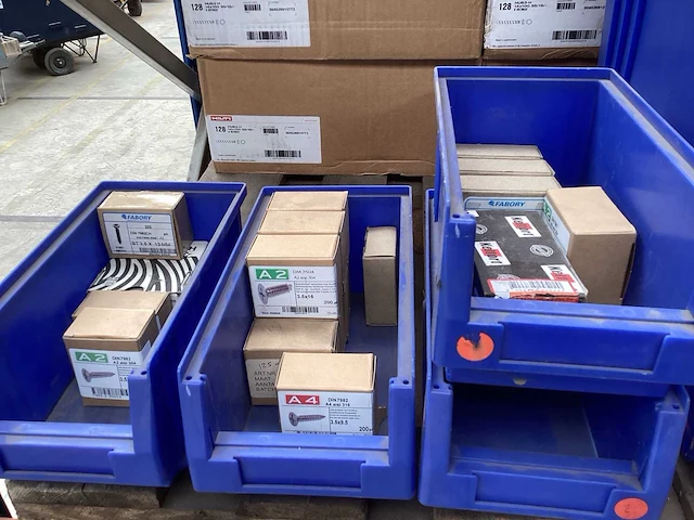 Hilti, fabory partij schroeven - afbeelding 23 van  28