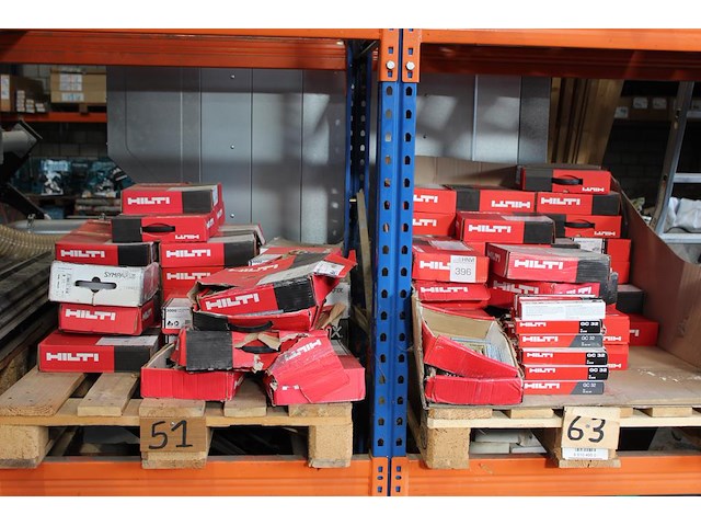 Hilti gasnagels op 3 pallets w.o. 51 x 2,8, 63 x 2,8 en 80 x 2,8 mm. ruim 75 dozen. - afbeelding 1 van  3