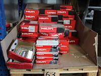Hilti gasnagels op 3 pallets w.o. 51 x 2,8, 63 x 2,8 en 80 x 2,8 mm. ruim 75 dozen. - afbeelding 2 van  3