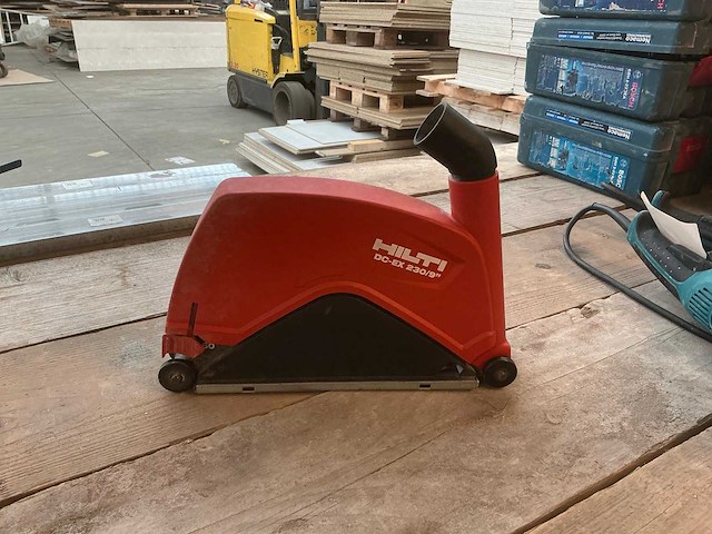 Hilti haakse slijpmachine met afzuiging - afbeelding 4 van  5
