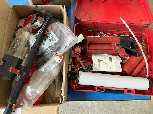 Hilti kitbenodigdheden - afbeelding 1 van  6