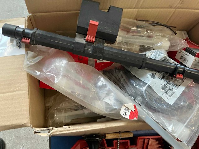 Hilti kitbenodigdheden - afbeelding 4 van  6