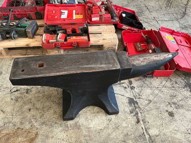 Hilti, metabo en elu overig handgereedschap en aambeeld (6x) - afbeelding 3 van  11