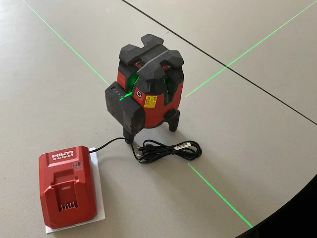 Hilti pm 40-mg multilijnlaser - afbeelding 1 van  4