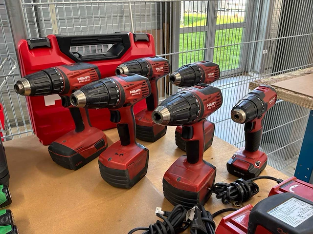 Hilti schroefboormachine (6x) - afbeelding 1 van  4