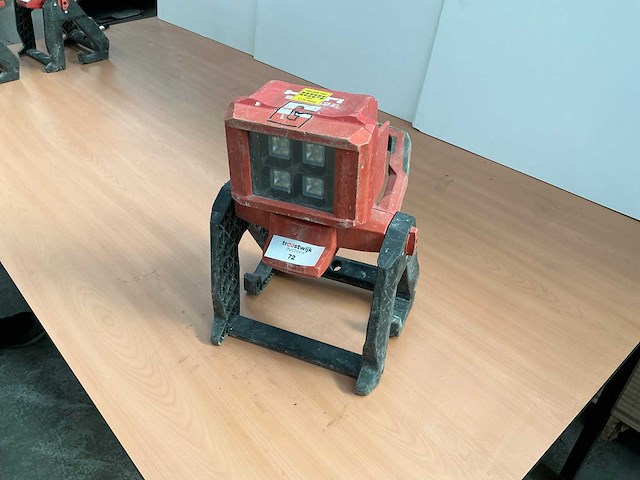 Hilti sl6-a22 bouwlamp - afbeelding 1 van  1