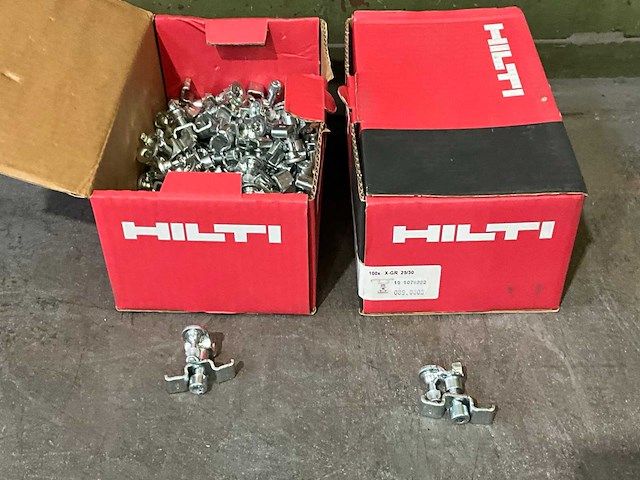 Hilti x gr 25/30 roosterclip met nagel (150x) - afbeelding 2 van  5