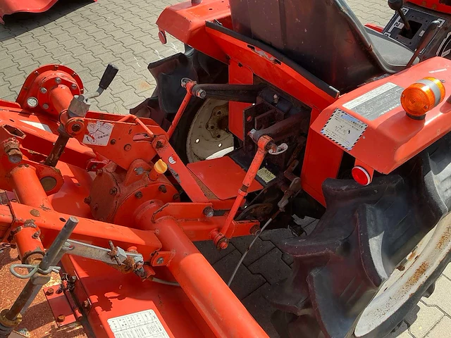 Hinomoto c172 minitractor - afbeelding 15 van  22
