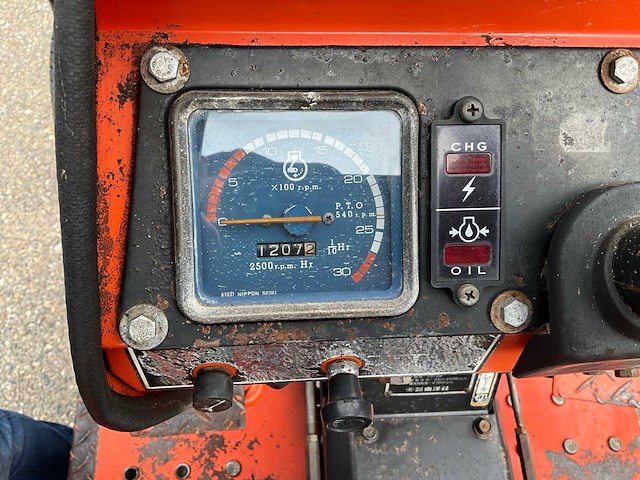 Hinomoto e222 minitractor - afbeelding 11 van  21