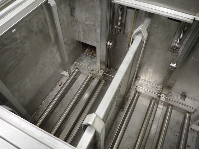 Hinst gmbh - afbeelding 9 van  11