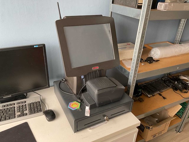 Hiopos plus all in one touch kassa - afbeelding 2 van  2