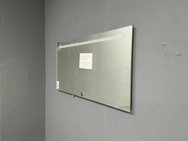 Hipp led spiegel 120x60 cm - afbeelding 1 van  8