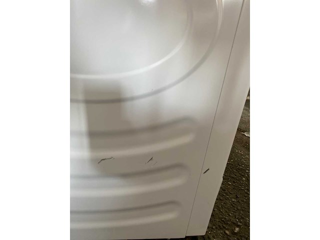 Hisense 3s serie dh3s802bw3 ; wasdroger met energielabel c ; warmtepompdroger ; 8kg ; connectlife ; trommelverlichting - afbeelding 2 van  9