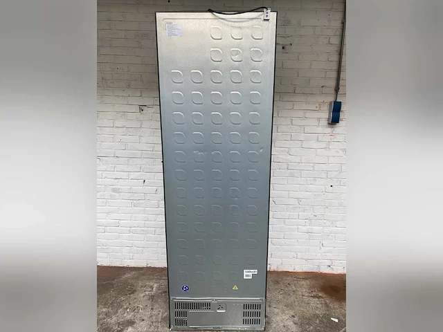 Hisense rb3k330safc koel-vriescombinatie – no frost, 185,6 cm, 330 liter - afbeelding 7 van  10