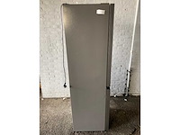 Hisense rb3n300neca koel-vriescombinatie vrijstaand 187 cm rvs-look – 304 l, nofrost - afbeelding 2 van  6