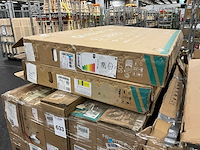 Hisense/tcl televisie (retourgoed) (8x) - afbeelding 3 van  10