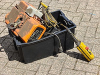 Hitachi - 1995 - elektrische kettingtakel - afbeelding 4 van  5