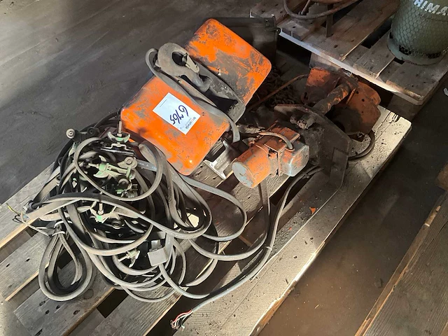 Hitachi - 1sh (1000 kg) met elektrische loopkat - kettingtakel - afbeelding 6 van  9