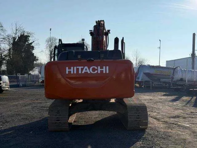 Hitachi - 2021 - hitachi zx210lc-6 - rupsgraafmachine - afbeelding 16 van  31
