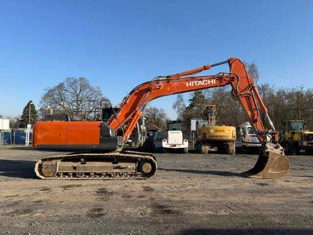 Hitachi - 2021 - hitachi zx210lc-6 - rupsgraafmachine - afbeelding 30 van  31