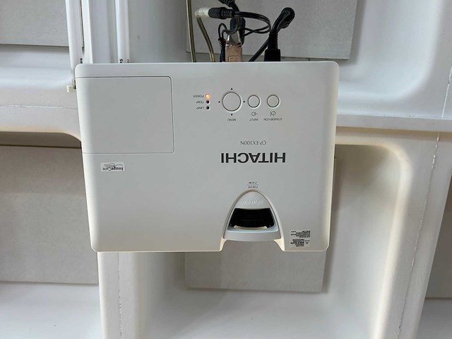 Hitachi - cpex300n - beamer incl. scherm - afbeelding 2 van  5