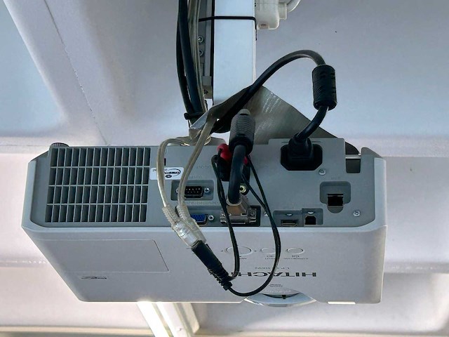 Hitachi - cpex300n - beamer incl. scherm - afbeelding 3 van  5