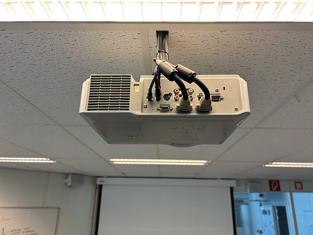 Hitachi - cpex301 - beamer incl. scherm - afbeelding 4 van  6