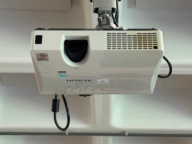 Hitachi - cpx2520 - beamer incl. scherm - afbeelding 2 van  5