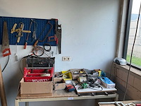 Hitachi - haakse slijpmachine + diversen - afbeelding 1 van  3