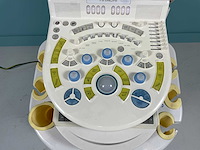 Hitachi - hi vision ascendus - echoapparaat - 2011 - afbeelding 8 van  11