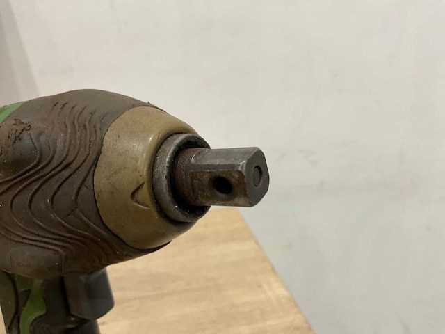 Hitachi - wr 18dl - slagmoersleutel - afbeelding 7 van  7